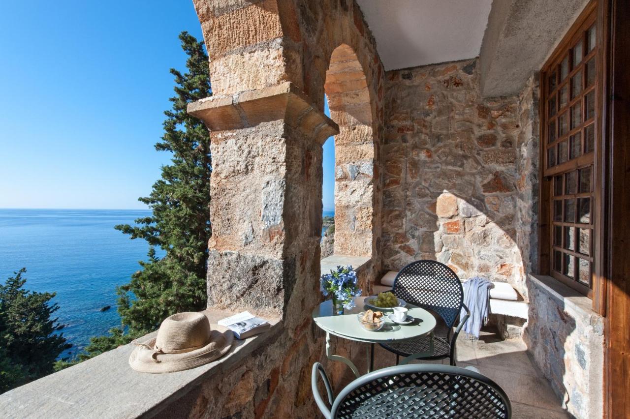 Kalamitsi Hotel Kardhamili Buitenkant foto